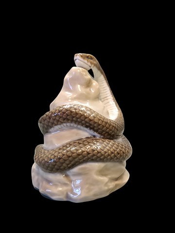 Royal Copenhagen snake on stone no 808